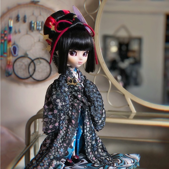 Youtsuzu Japanese Maiko Pullip Jun Planning 1:6 Articulated Fashion Doll HTF ‘08 - Picture 5 of 16